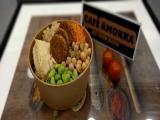 Salat bowl med falafel